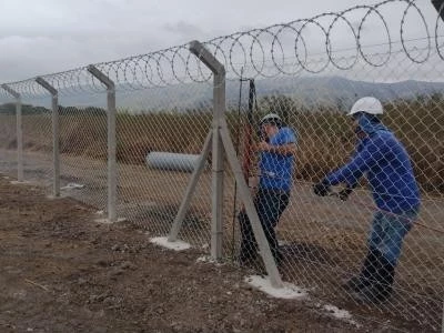 Imagem INSTALAÇÃO E VENDA DE TELAS PARA TODOS OS TIPO DE CERCAMENTO